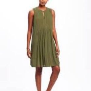 Old Navy Pleated Swing Dress